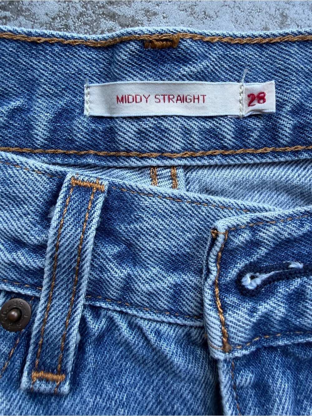 Levi’s Middy Straight : 28